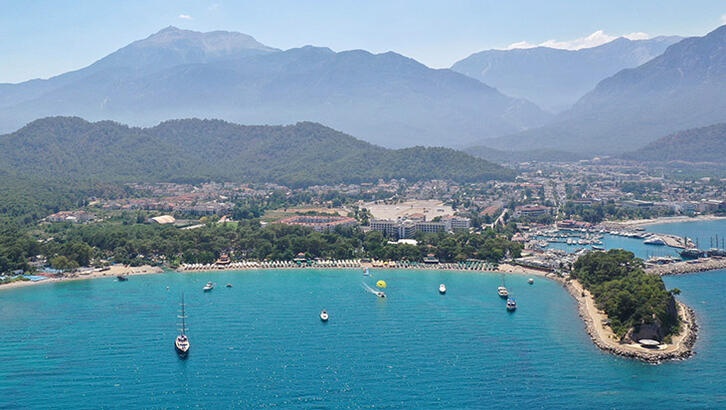 Antalya Flughafen (AYT) - Kemer Transfer